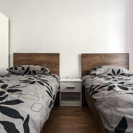 Modern Apartment In Lviv Historic Centre Extérieur photo