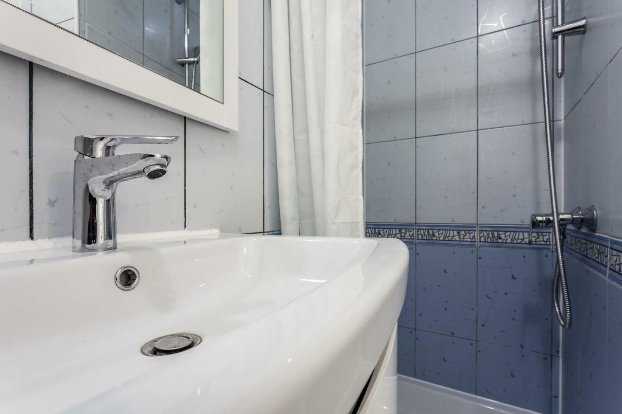 Modern Apartment In Lviv Historic Centre Extérieur photo